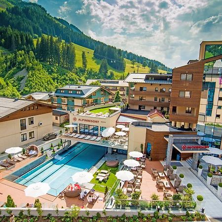 Alpinresort Valsaa - Sport & Spa Saalbach-Hinterglemm Extérieur photo
