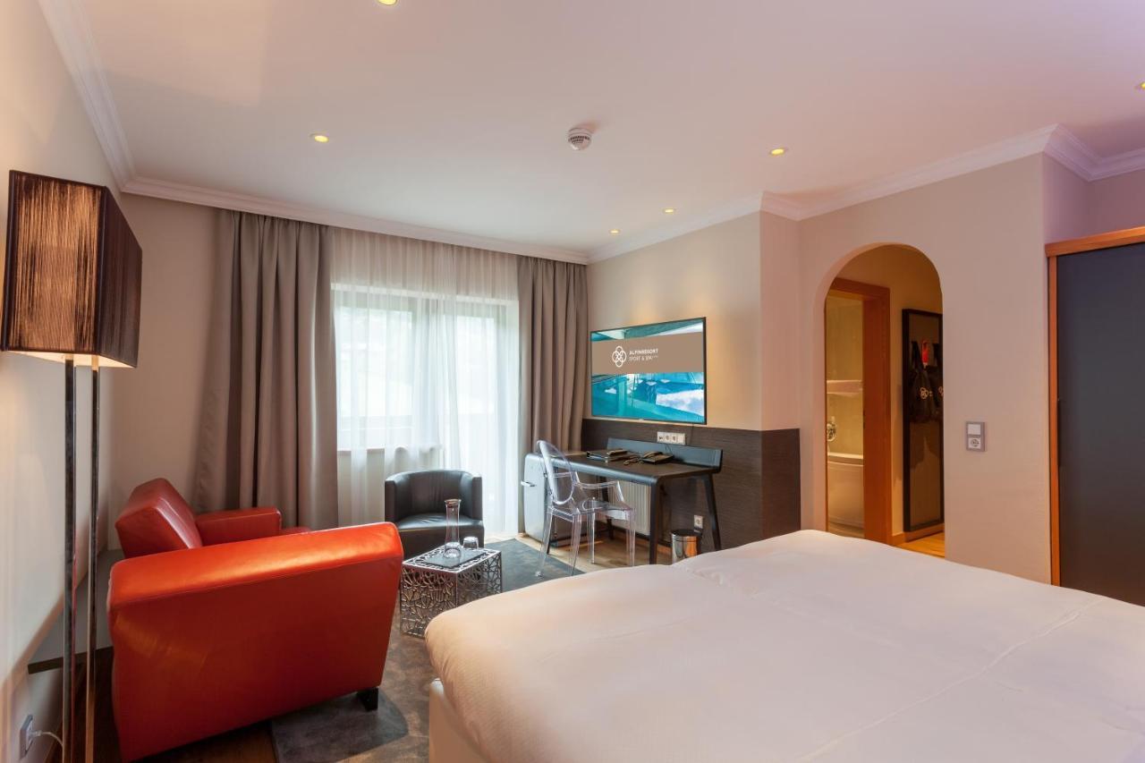 Alpinresort Valsaa - Sport & Spa Saalbach-Hinterglemm Extérieur photo